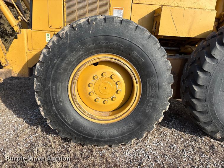 image for item FG2707 2000 Caterpillar 140H motor grader