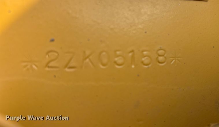 image for item FG2707 2000 Caterpillar 140H motor grader