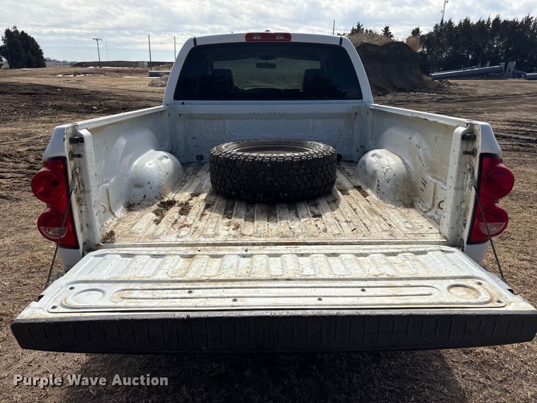 image for item FG2708 2008 Dodge Ram 1500 Ext. Cab pickup truck