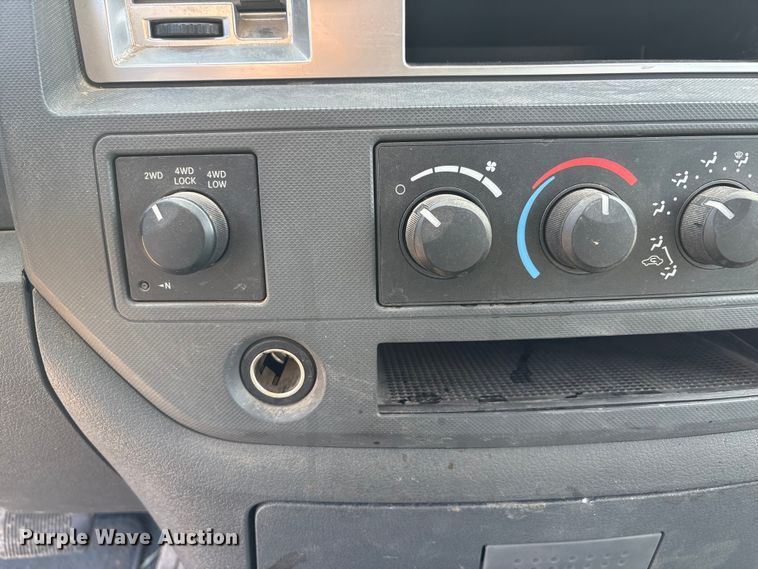 image for item FG2708 2008 Dodge Ram 1500 Ext. Cab pickup truck