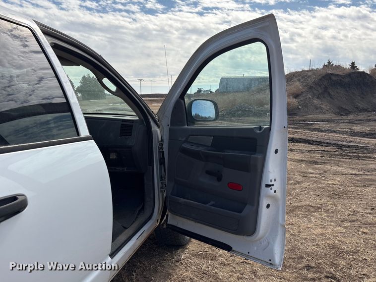 image for item FG2708 2008 Dodge Ram 1500 Ext. Cab pickup truck