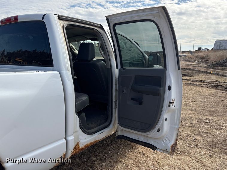 image for item FG2708 2008 Dodge Ram 1500 Ext. Cab pickup truck