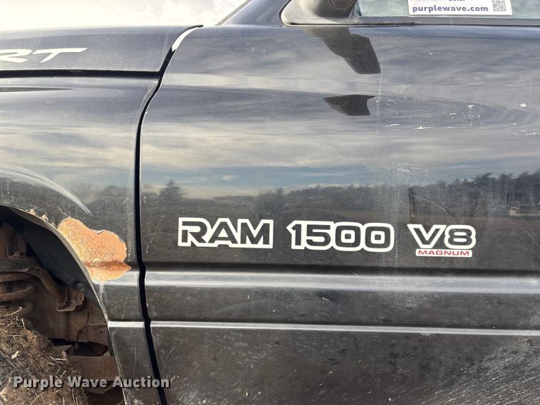 image for item FG2709 1999 Dodge Ram Ext. Cab pickup truck