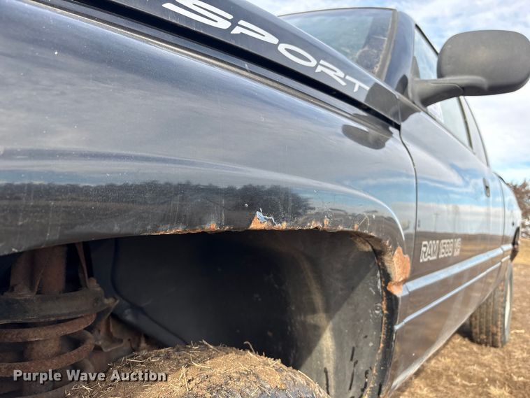image for item FG2709 1999 Dodge Ram Ext. Cab pickup truck