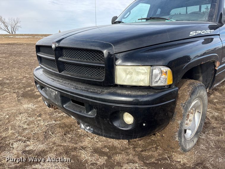 image for item FG2709 1999 Dodge Ram Ext. Cab pickup truck