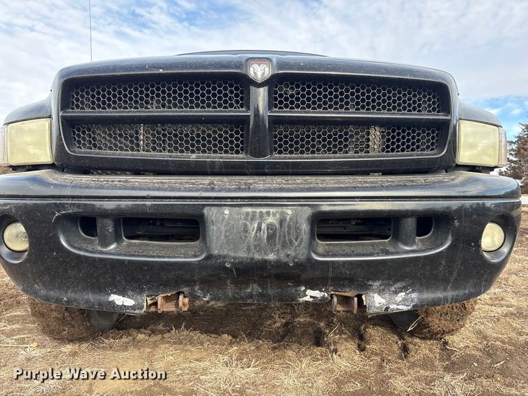image for item FG2709 1999 Dodge Ram Ext. Cab pickup truck