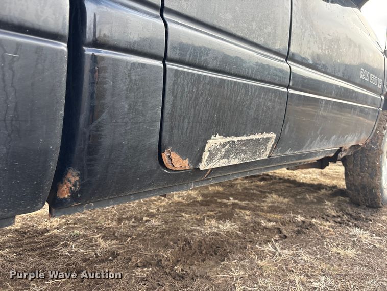 image for item FG2709 1999 Dodge Ram Ext. Cab pickup truck