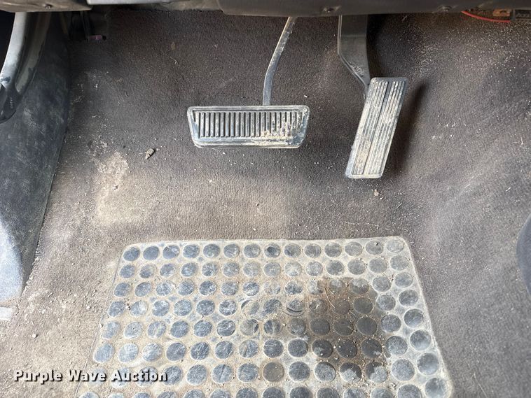 image for item FG2709 1999 Dodge Ram Ext. Cab pickup truck