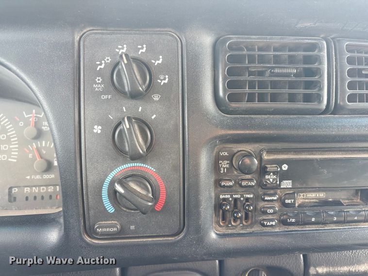 image for item FG2709 1999 Dodge Ram Ext. Cab pickup truck