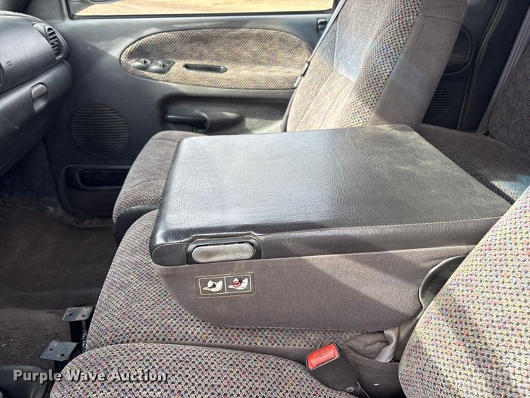 image for item FG2709 1999 Dodge Ram Ext. Cab pickup truck