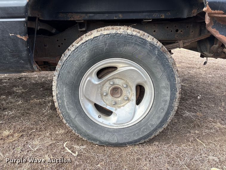 image for item FG2709 1999 Dodge Ram Ext. Cab pickup truck