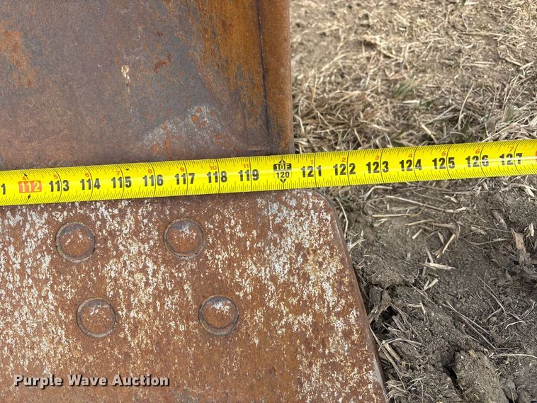 image for item FG2710 1991 John Deere 850B dozer