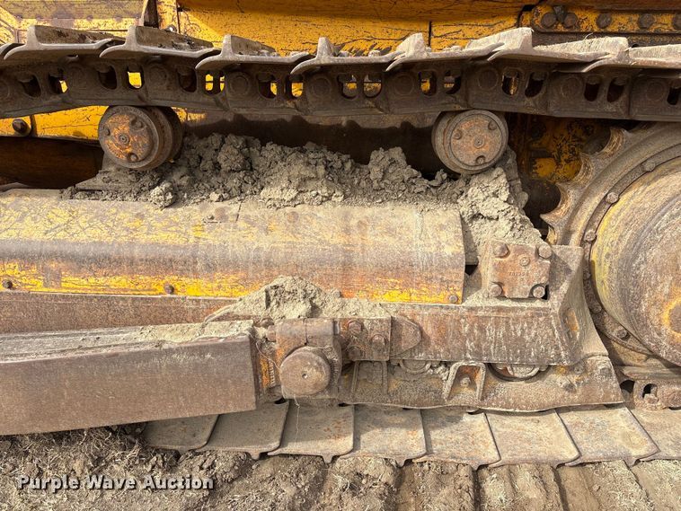 image for item FG2710 1991 John Deere 850B dozer