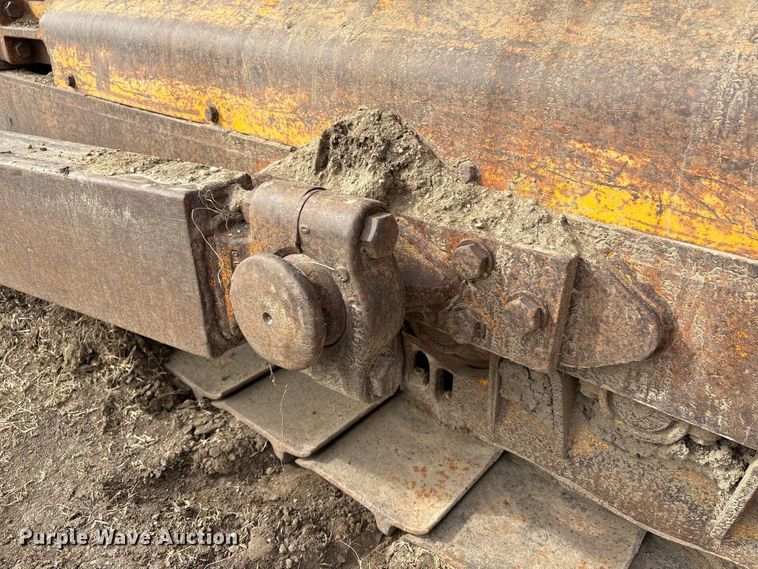 image for item FG2710 1991 John Deere 850B dozer