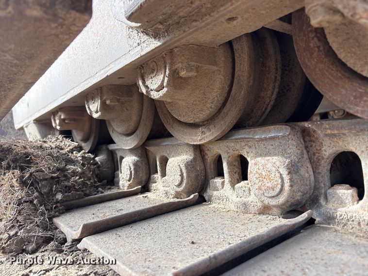 image for item FG2710 1991 John Deere 850B dozer