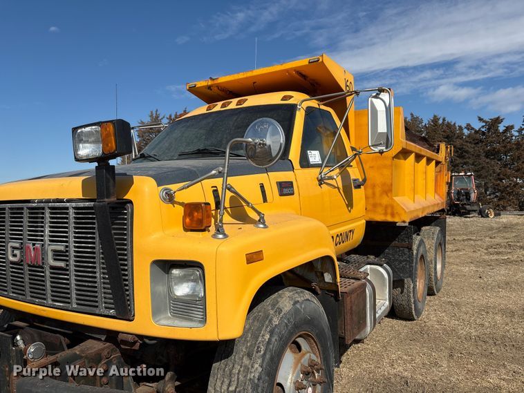 image for item FG2711 2001 GMC C8500 dump truck