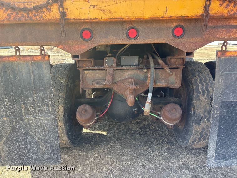 image for item FG2711 2001 GMC C8500 dump truck