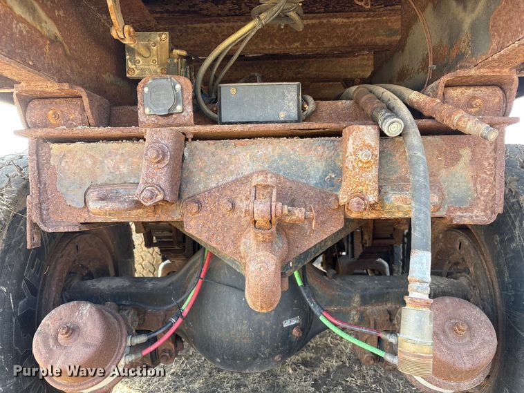 image for item FG2711 2001 GMC C8500 dump truck