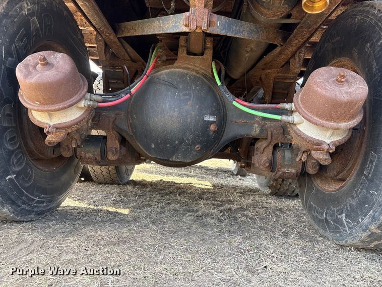 image for item FG2711 2001 GMC C8500 dump truck