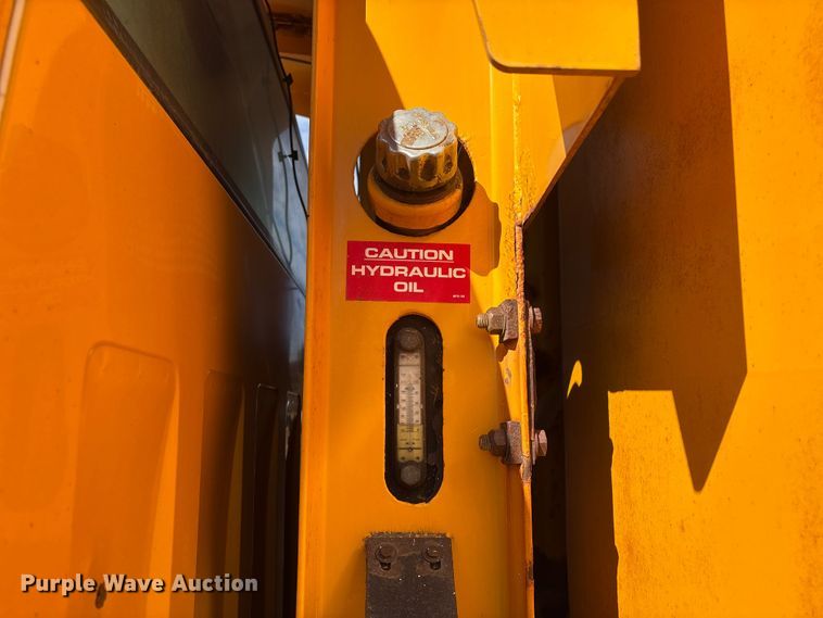 image for item FG2711 2001 GMC C8500 dump truck