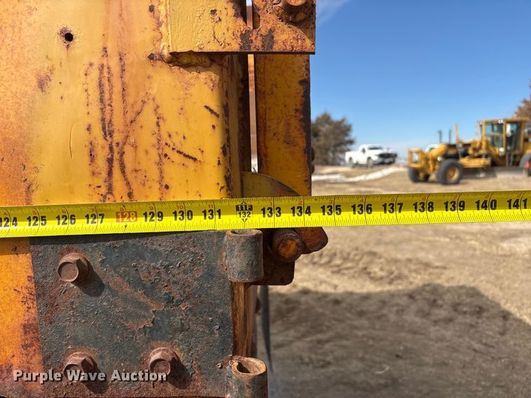 image for item FG2711 2001 GMC C8500 dump truck