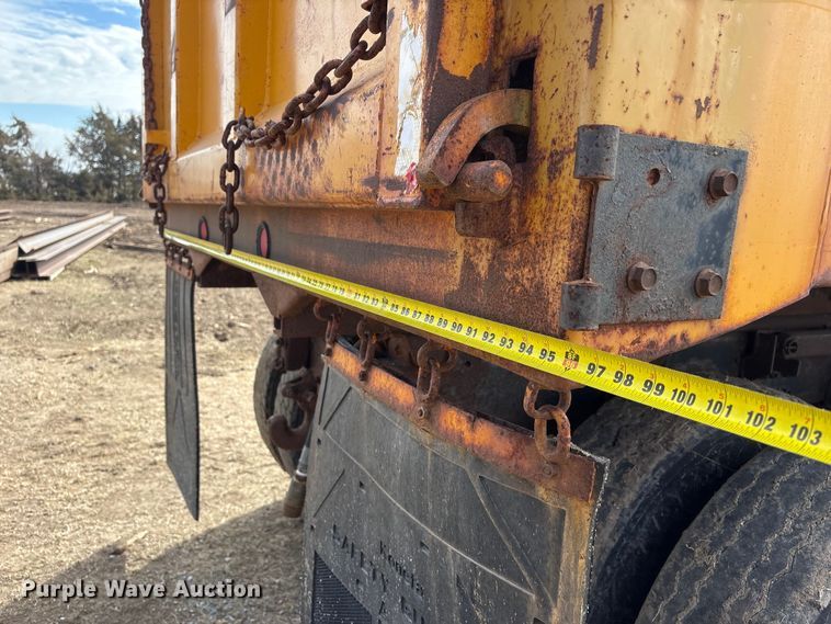 image for item FG2711 2001 GMC C8500 dump truck