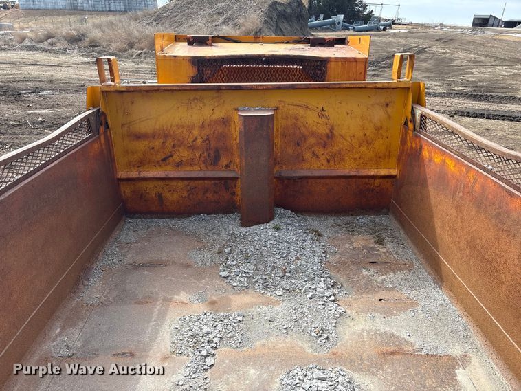 image for item FG2711 2001 GMC C8500 dump truck