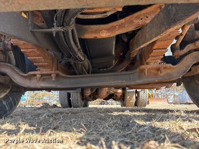 image for item FG2711 2001 GMC C8500 dump truck