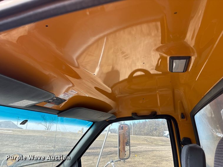 image for item FG2711 2001 GMC C8500 dump truck