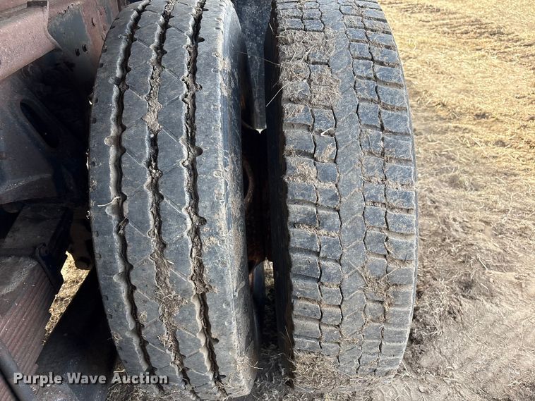 image for item FG2711 2001 GMC C8500 dump truck