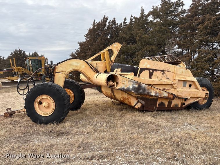 image for item FG2713 Caterpillar No 70 scraper