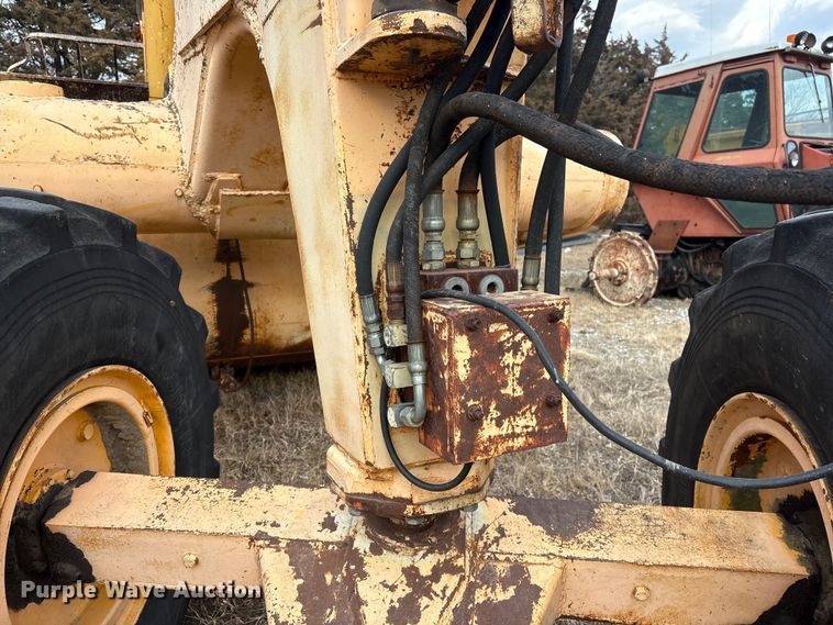 image for item FG2713 Caterpillar No 70 scraper