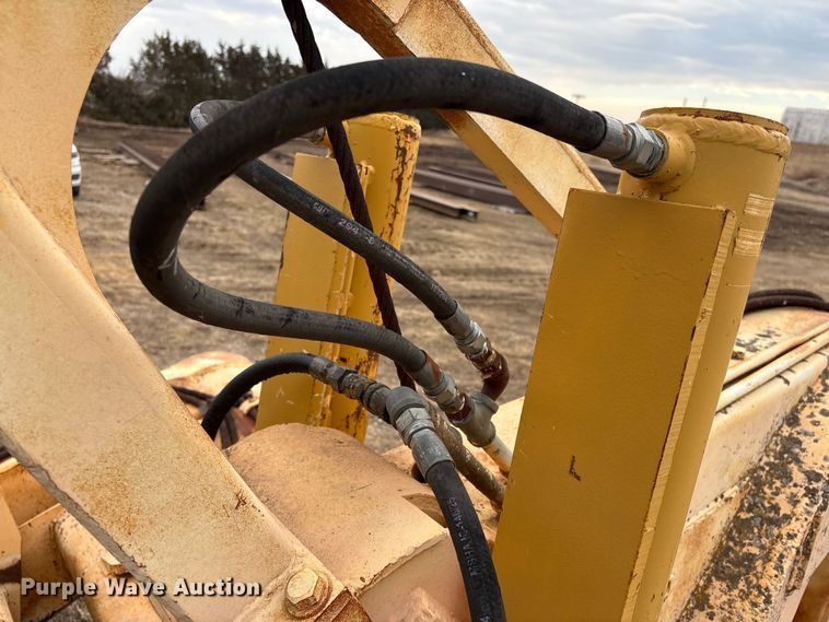 image for item FG2713 Caterpillar No 70 scraper