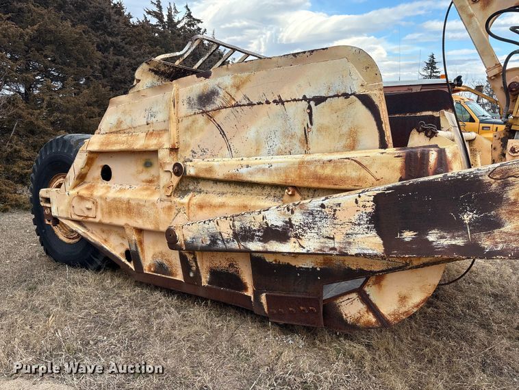 image for item FG2713 Caterpillar No 70 scraper