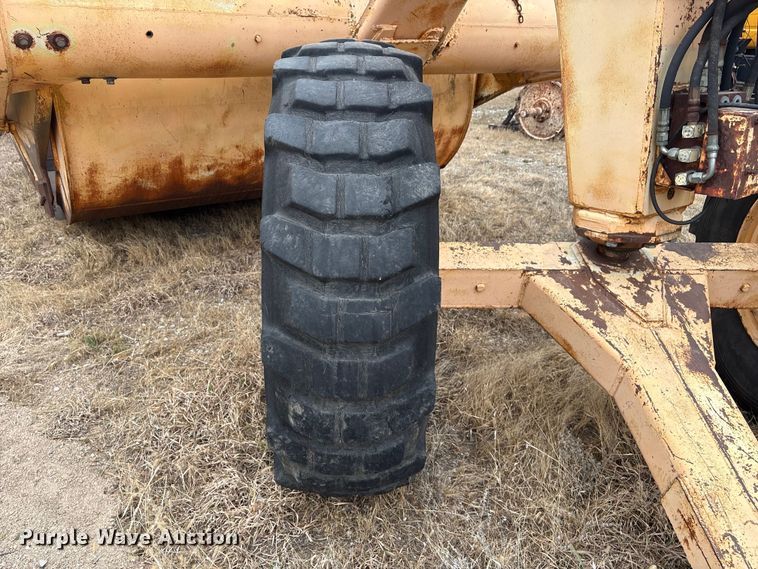 image for item FG2713 Caterpillar No 70 scraper