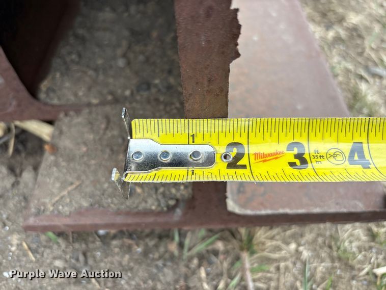 image for item FG2715 (5) I-beams