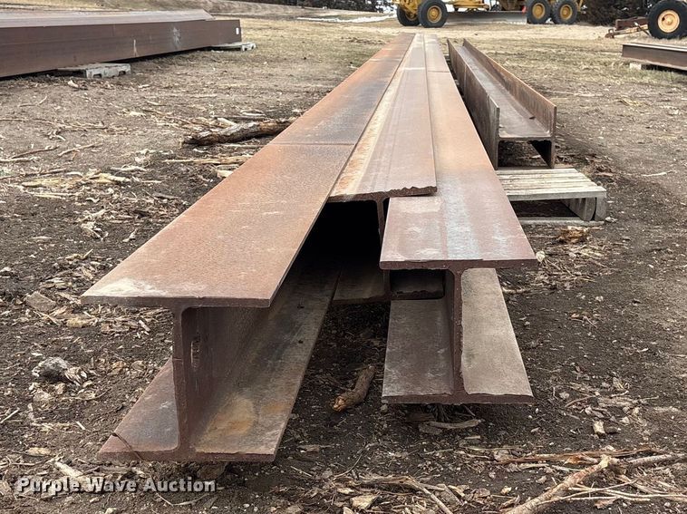 image for item FG2716 (4) I-beams