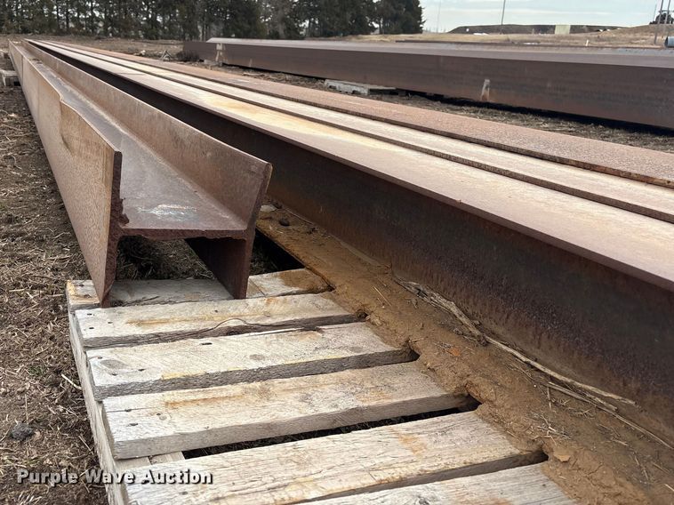 image for item FG2716 (4) I-beams