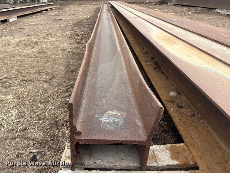 image for item FG2716 (4) I-beams