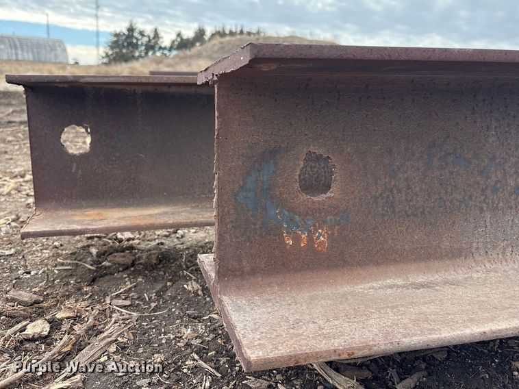 image for item FG2716 (4) I-beams