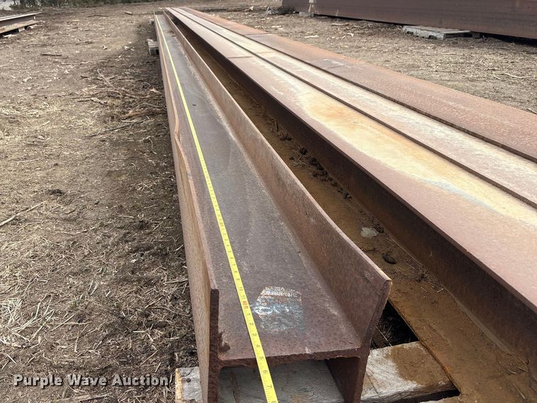 image for item FG2716 (4) I-beams