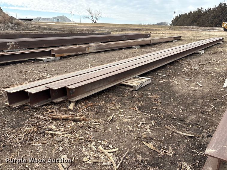 image for item FG2717 (4) I-beams