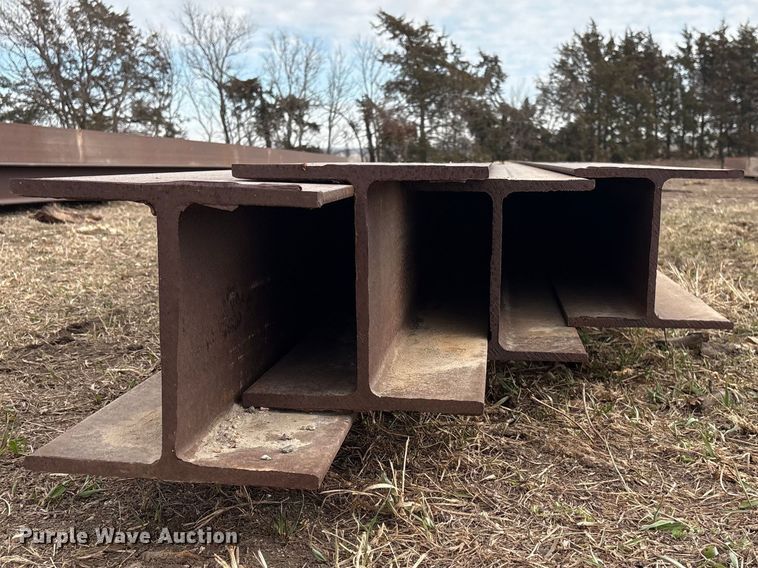 image for item FG2717 (4) I-beams