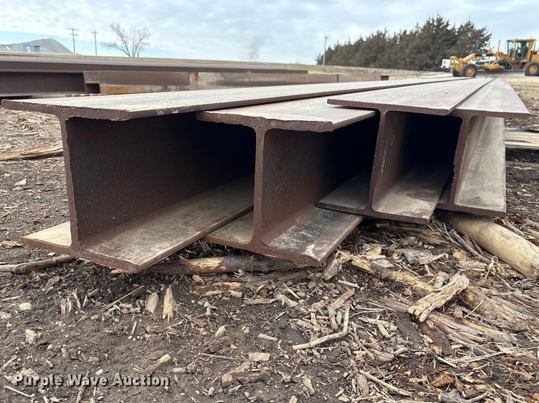 image for item FG2717 (4) I-beams