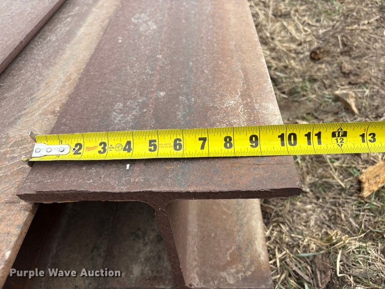 image for item FG2717 (4) I-beams