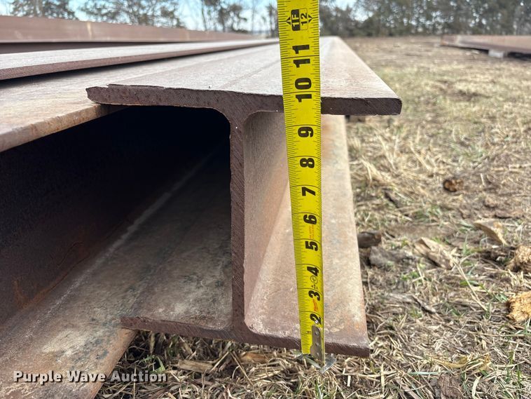 image for item FG2717 (4) I-beams