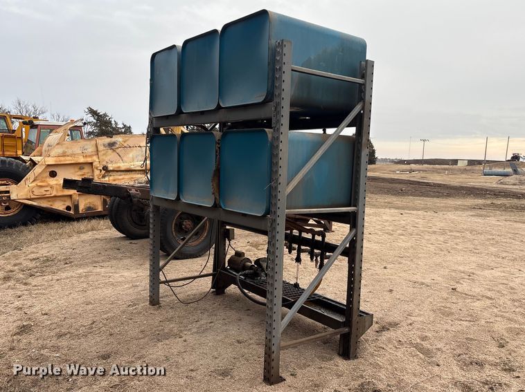 image for item FG2718 Pallet racking with oil tanks