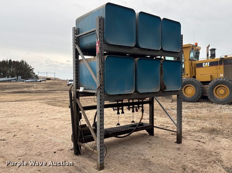 image for item FG2718 Pallet racking with oil tanks