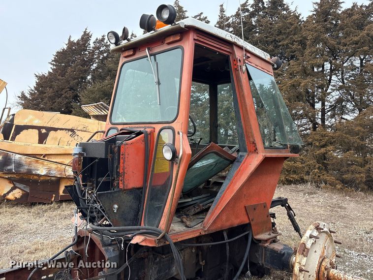 image for item FG2720 Allis Chalmers 00592042 tractor 