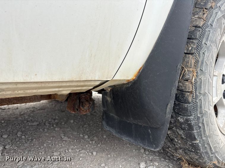 image for item FG2722 2011 Chevrolet Silverado 1500 Crew Cab pickup truck